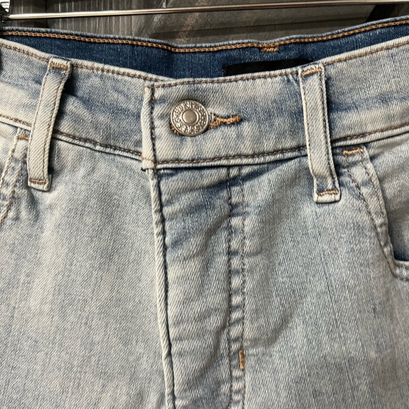 Express Light Denim Jean Shorts Shortie high rise hyper stretch size 6 - Picture 2 of 6
